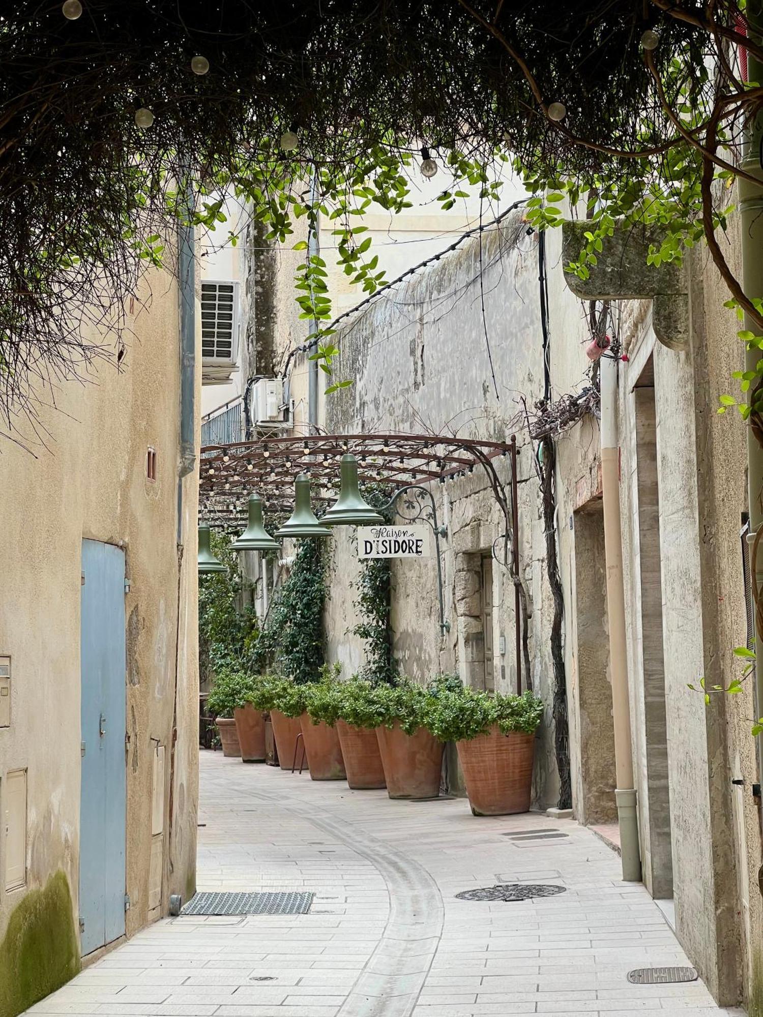 Holiday home L'alpille: St-rémy Vacation With Private Parking *